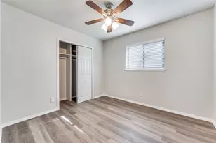 8514 Sikorski Ln, Dallas, TX 75228 - Photo 20