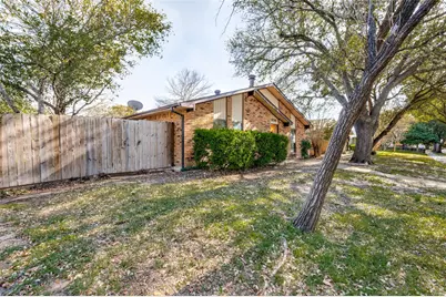 8514 Sikorski Lane, Dallas, TX 75228 - Photo 4