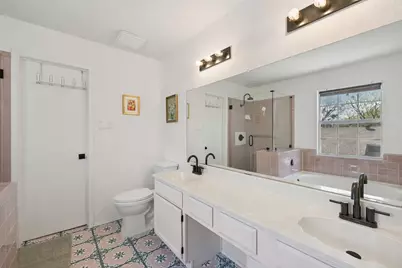 5309 Manhassett Drive, Arlington, TX 76018 - Photo 16