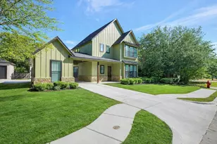 516 W Spring St, Weatherford, TX 76086 - Photo 1