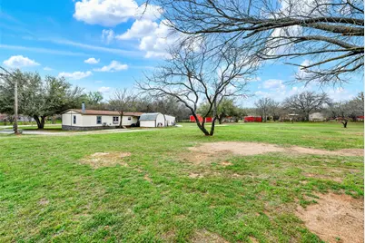 129 Hunter Ridge Lane, Springtown, TX 76082 - Photo 22