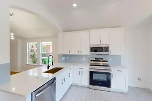 1028 Aviary Dr, Aubrey, TX 76227 - Photo 2