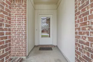 7002 Escondido Dr, Arlington, TX 76016 - Photo 4