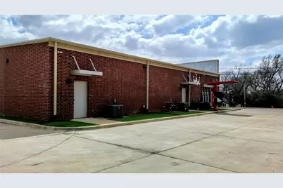 2212 Crockett Road, Palestine, TX 75801 - Photo 8