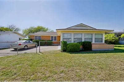 4123 Huckleberry Circle, Dallas, TX 75216 - Photo 2