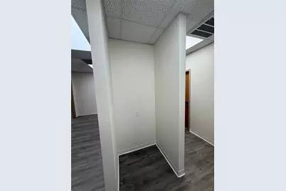 2401 W Green Oaks Boulevard, Arlington, TX 76016 - Photo 22