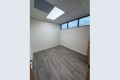 2401 W Green Oaks Boulevard, Arlington, TX 76016 - Photo 16