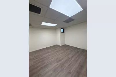 2401 W Green Oaks Boulevard, Arlington, TX 76016 - Photo 24