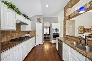 2790 Beacon Hill Dr, Rockwall, TX 75087 - Photo 14
