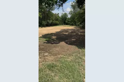 1329 Ash Crescent Street, Fort Worth, TX 76104 - Photo 2