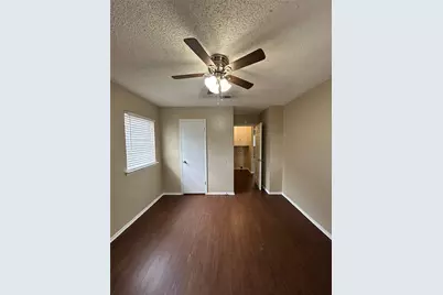 2212 Viewtop Lane #B, Arlington, TX 76012 - Photo 12