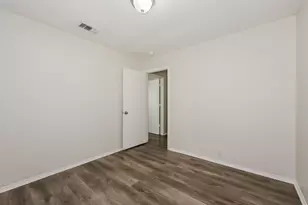 1925 Bodine Ln, Dallas, TX 75217 - Photo 16