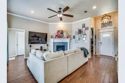 5204 Gaelic Court, Denton, TX 76208 - Photo 4