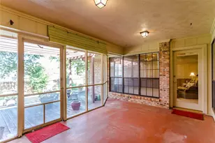 1013 Canyon Ridge Dr, DeSoto, TX 75115 - Photo 12