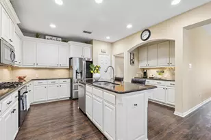 934 Dunleer Dr, Allen, TX 75013 - Photo 12