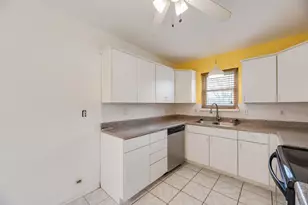 5424 Village Green Dr, Mesquite, TX 75150 - Photo 12