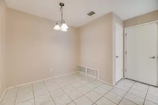 5424 Village Green Dr, Mesquite, TX 75150 - Photo 8