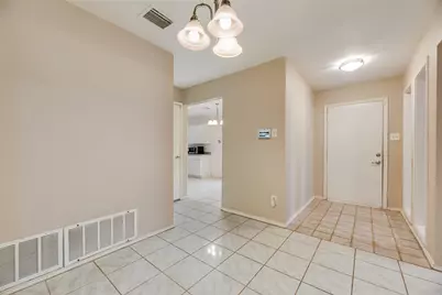 5424 Village Green Drive, Mesquite, TX 75150 - Photo 8