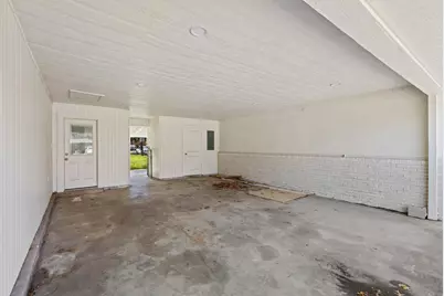 1704 Harris Street, Gainesville, TX 76240 - Photo 6