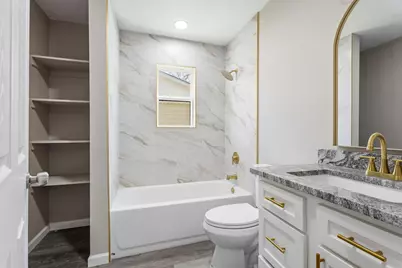 1704 Harris Street, Gainesville, TX 76240 - Photo 14