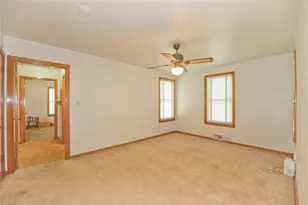 609 Cedar St, Muenster, TX 76252 - Photo 6