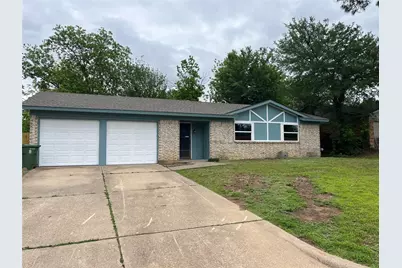 2501 Bent Tree Lane, Arlington, TX 76016 - Photo 1