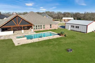 2214 Buck Ct, Caddo Mills, TX 75135 - Photo 2
