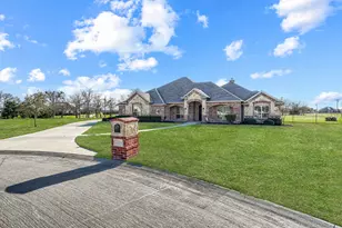 2214 Buck Ct, Caddo Mills, TX 75135 - Photo 2