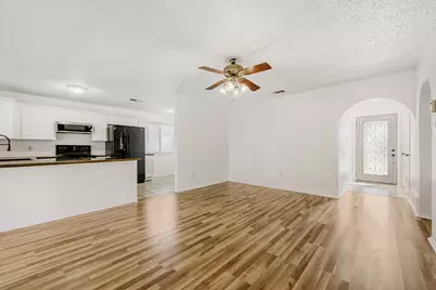 6345 Dorchester Trail, North Richland Hills, TX 76182 - Photo 8