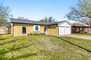 6345 Dorchester Trail, North Richland Hills, TX 76182 - Photo 2