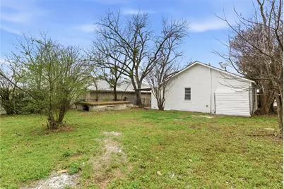 1102 E Washington Street, Stephenville, TX 76401 - Photo 24