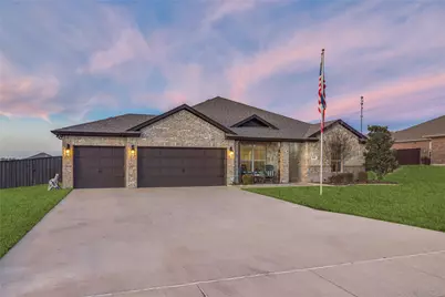 302 Amber Lane, Nevada, TX 75173 - Photo 2