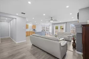 2208 Bantry Ln, Arlington, TX 76002 - Photo 6