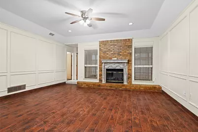 2007 Harwell Street, Grapevine, TX 76051 - Photo 4