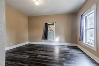 3211 Bideker Avenue, Fort Worth, TX 76105 - Photo 6