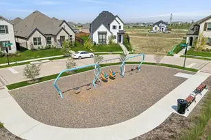 1009 Goldenrod Dr, Crowley, TX 76036 - Photo 22