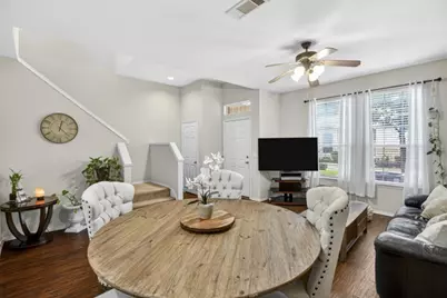 2727 Denali Park Drive, Grand Prairie, TX 75050 - Photo 6