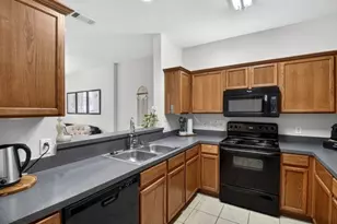 2727 Denali Park Dr, Grand Prairie, TX 75050 - Photo 14