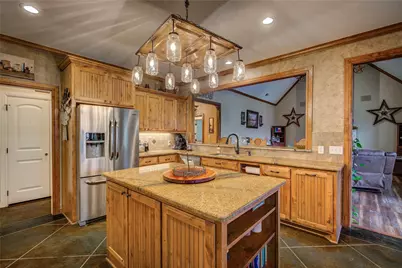 811 Rs County Road 4250, Point, TX 75472 - Photo 18