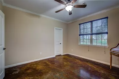 811 Rs County Road 4250, Point, TX 75472 - Photo 28