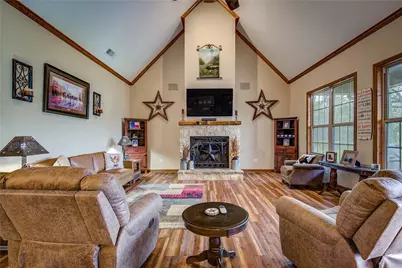 811 Rs County Road 4250, Point, TX 75472 - Photo 8