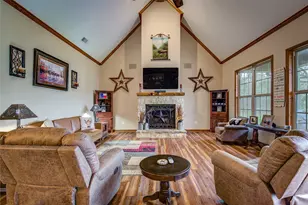 811 Rs County Road 4250, Point, TX 75472 - Photo 8