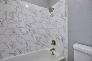 2301 Basil Dr, Arlington, TX 76006 - Photo 16