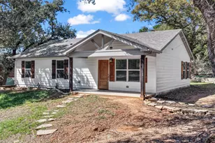 1830 Hitching Post Rd, Granbury, TX 76049 - Photo 2