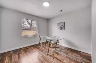 845 Willow Cir N, Burleson, TX 76028 - Photo 16