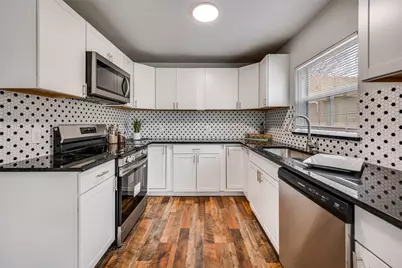 845 Willow Circle N, Burleson, TX 76028 - Photo 8