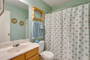 625 Creekview Dr, Burleson, TX 76028 - Photo 38