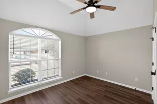 402 Taos Ct E, Aledo, TX 76008 - Photo 6