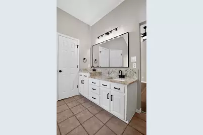 402 Taos Court E, Aledo, TX 76008 - Photo 14