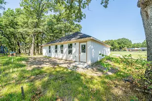 110 Red Oak Dr, Payne Springs, TX 75156 - Photo 22